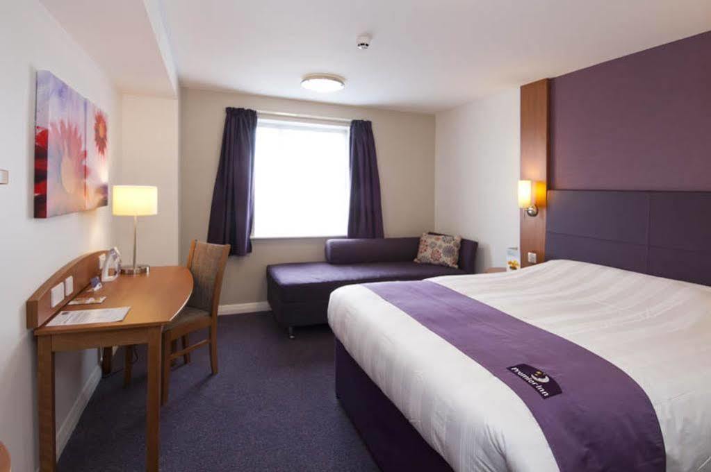 Premier Inn Loughborough Exterior foto